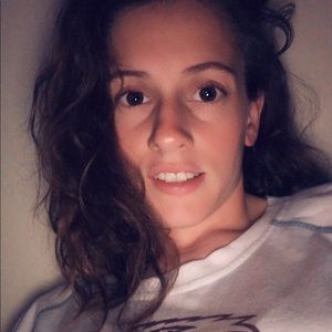 Meet your Posher, Tabitha